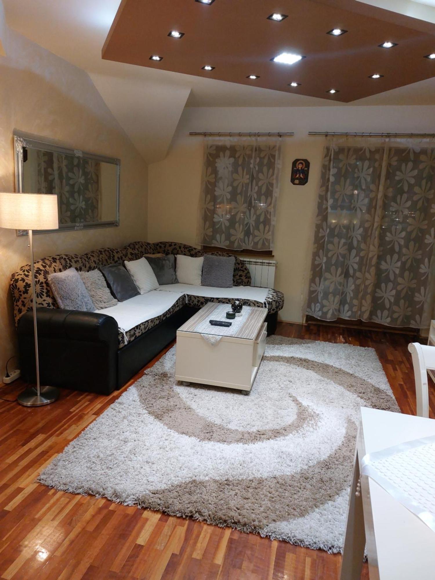 Cozy Land Apartment Sabac